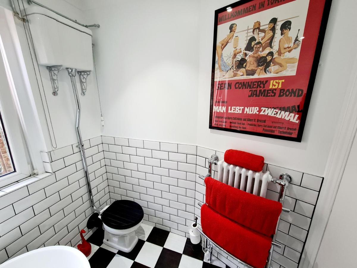 Southsea Royale James Bond 3 Bed Cool Penthouse, Seafront Parking Portsmouth Kültér fotó
