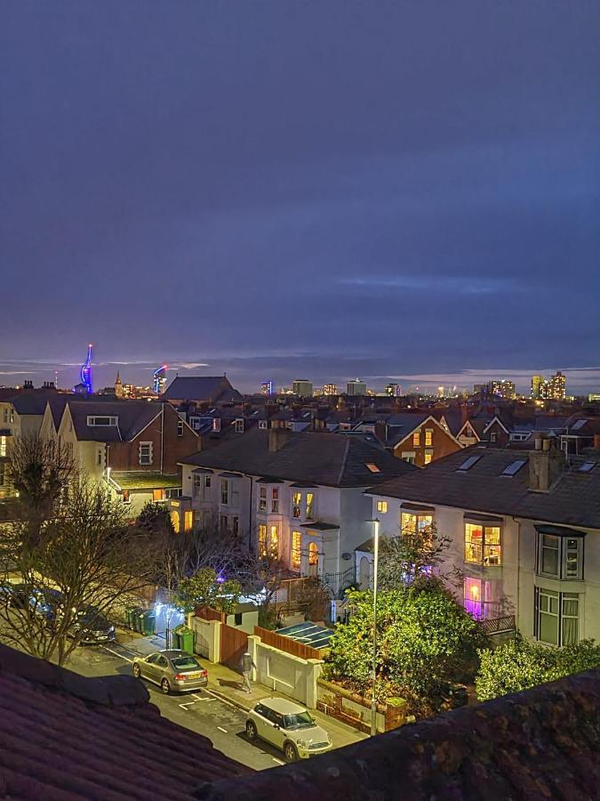 Southsea Royale James Bond 3 Bed Cool Penthouse, Seafront Parking Portsmouth Kültér fotó