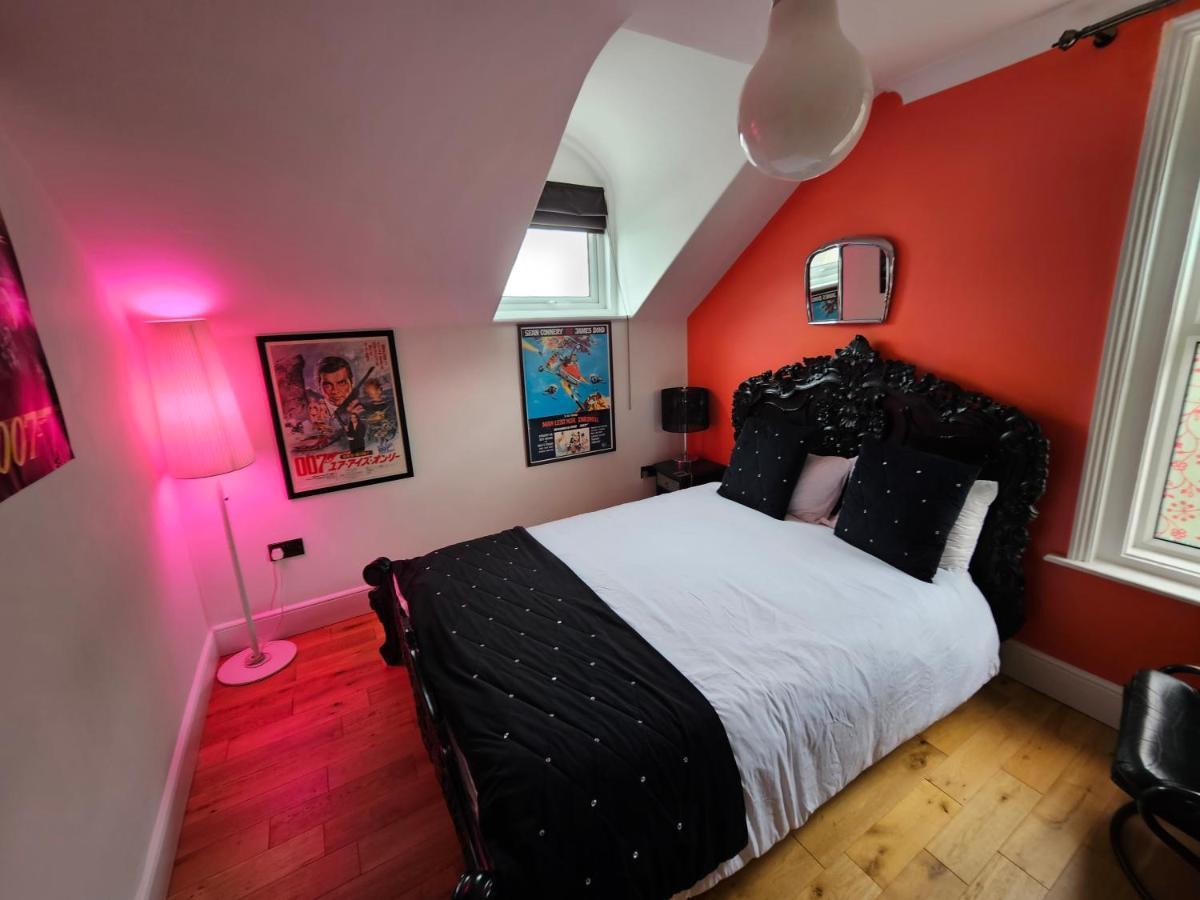 Southsea Royale James Bond 3 Bed Cool Penthouse, Seafront Parking Portsmouth Kültér fotó
